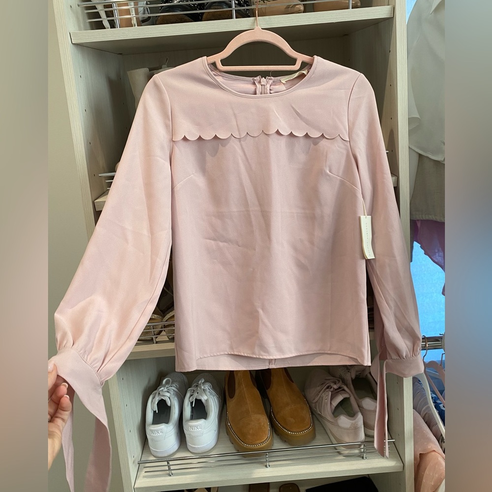 NWT Rachel Parcell scalloped long sleeve tie sleeve top small